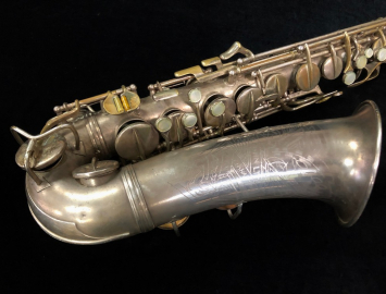 Photo Vintage Conn Art Decco 'Transitional' Alto Sax in Original Silver Plate, Serial #247074